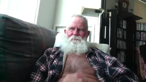 beardbushy online show from November 20, 6:07 pm