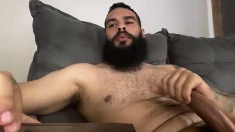 Min online show from April 1, 1:41 pm