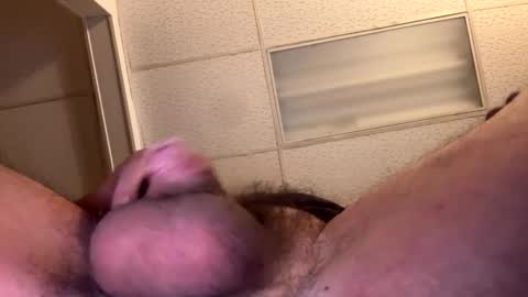 Snapshot of beardo1211 chatting on January 17, 9:17 am beard online show from January 17, 9:17 am