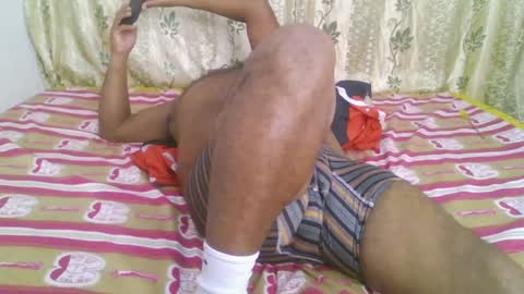 Snapshot of beargryzzly chatting on December 7, 6:10 am Grizzly online show from December 7, 6:10 am