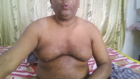 Snapshot of beargryzzly chatting on December 14, 2:53 pm Grizzly online show from December 14, 2:53 pm