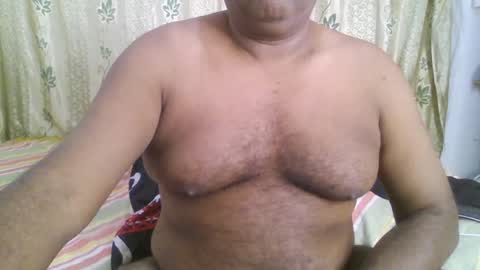 Snapshot of beargryzzly chatting on December 26, 7:16 pm Grizzly online show from December 26, 7:16 pm