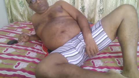 Snapshot of beargryzzly chatting on January 9, 1:13 pm Grizzly online show from January 9, 1:13 pm