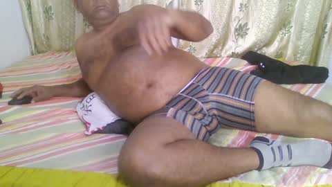 Snapshot of beargryzzly chatting on January 23, 3:26 am Grizzly online show from January 23, 3:26 am