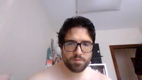 bearmen3107 online show from June 18, 6:35 am