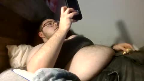 Snapshot of bearmoon820430 chatting on September 15, 1:27 am bearmoon820430 online show from September 15, 1:27 am