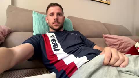 beastcumcam online show from April 19, 1:43 pm