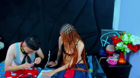 Snapshot of beata_and_sofi chatting on December 22, 5:56 am Beata And SofI online show from December 22, 5:56 am