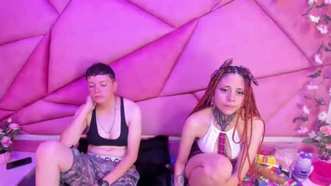 Snapshot of beata_and_sofi chatting on January 17, 9:28 am Beata And SofI online show from January 17, 9:28 am