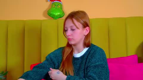 Snapshot of beatricebinoche chatting on December 13, 8:14 pm Beatrice online show from December 13, 8:14 pm