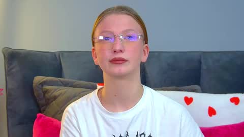 Beatrice online show from March 25, 6:41 am