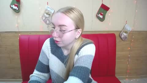 Snapshot of beatriceflyy chatting on December 28, 9:20 am BeatriceFlyy online show from December 28, 9:20 am