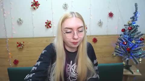 Snapshot of beatriceflyy chatting on January 20, 9:24 am BeatriceFlyy online show from January 20, 9:24 am