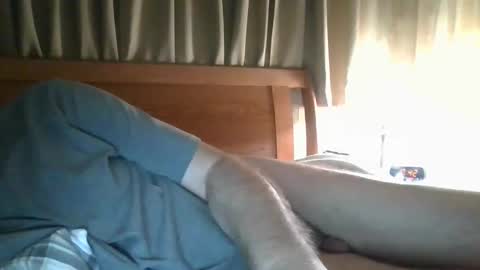 Snapshot of beau520 chatting on December 16, 4:28 am beau520 online show from December 16, 4:28 am