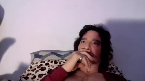 Snapshot of beautifukk chatting on January 16, 1:37 am beautifukk online show from January 16, 1:37 am