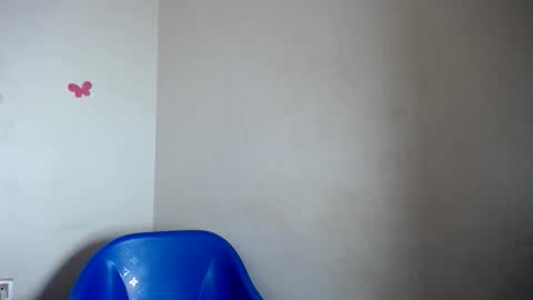 moanna online show from April 17, 8:01 pm