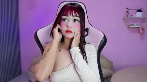 Snapshot of beautty_woman_ chatting on June 3, 10:51 am Sara online show from June 3, 10:51 am