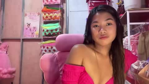 beauty_abby online show from May 18, 4:07 am