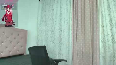 Snapshot of beauty_lana18 chatting on July 12, 10:06 am lana online show from July 12, 10:06 am