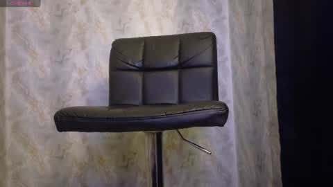 Snapshot of beauty_nina chatting on July 19, 12:36 am beauty_nina online show from July 19, 12:36 am