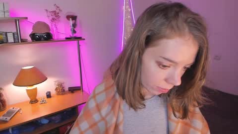 Eliise online show from December 3, 11:01 am