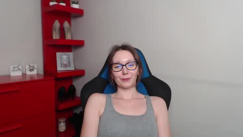 Zoe online show from January 23, 12:30 pm