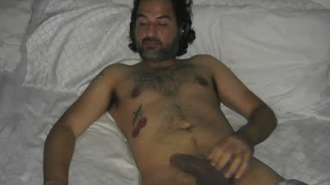 Snapshot of beaverpounder chatting on October 6, 4:54 am Beaverpounder free online show from October 6, 4:54 am