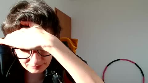 Raluca online show from March 8, 2:32 pm