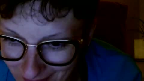 Snapshot of bebacksooon chatting on June 1, 7:15 pm Raluca online show from June 1, 7:15 pm