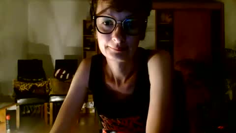 Snapshot of bebacksooon chatting on July 14, 7:30 pm Raluca online show from July 14, 7:30 pm