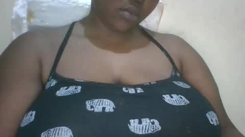 Snapshot of bebswee21 chatting on May 5, 10:23 am bebswee21 online show from May 5, 10:23 am