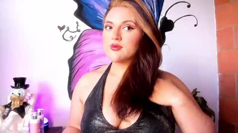 Snapshot of becca_diamond chatting on May 30, 7:44 pm Rebecca online show from May 30, 7:44 pm