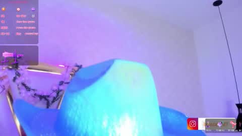 Snapshot of beccamathew chatting on September 19, 2:02 am Becca Mathew online show from September 19, 2:02 am