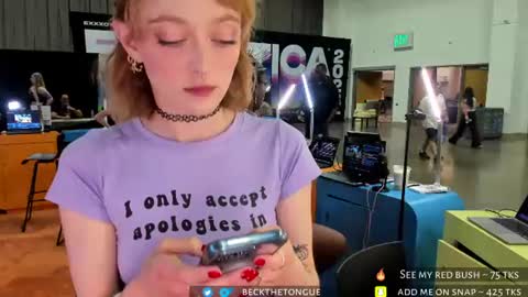 Snapshot of beckthetongue chatting on June 27, 7:52 pm Beck the tongue online show from June 27, 7:52 pm