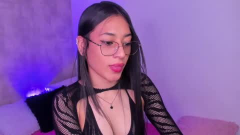 becky__g online show from October 9, 5:16 am