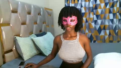 Snapshot of beckyberry24 chatting on November 23, 12:49 pm jamie online show from November 23, 12:49 pm