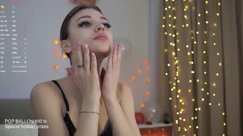 Snapshot of beckymadsons chatting on December 20, 11:17 am Melissa online show from December 20, 11:17 am