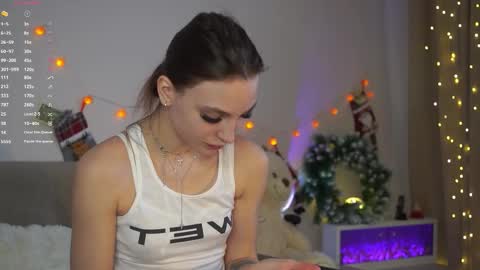 Snapshot of beckymadsons chatting on February 8, 11:24 am Melissa online show from February 8, 11:24 am