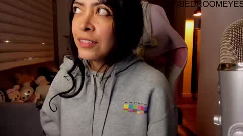 Snapshot of bedroomeyess chatting on March 11, 3:26 am Amber UwU IM MOVING AND IS CRAZY ILL BE BACK VERY SOON 3 MISS YA ALREADY online show from March 11, 3:26 am