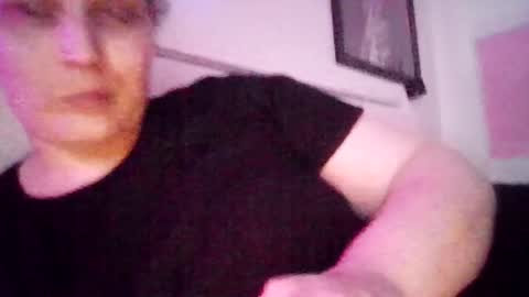 beeinmedeep online show from April 7, 10:05 am