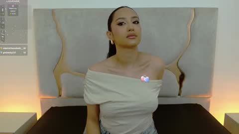 BELLA online show from October 5, 2:37 pm