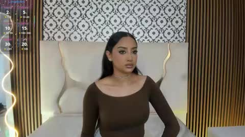 BELLA online show from November 6, 2:29 pm