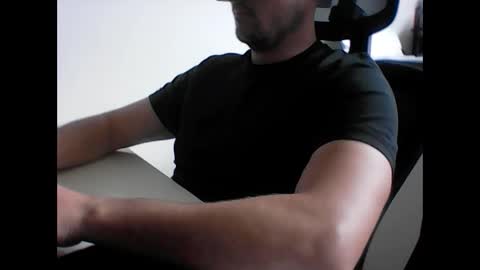 beenee3 online show from May 19, 7:58 am