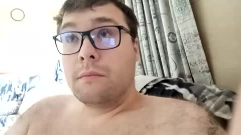 beennudeislife online show from October 18, 8:15 am