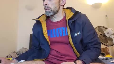 begbestuk online show from November 26, 1:28 am