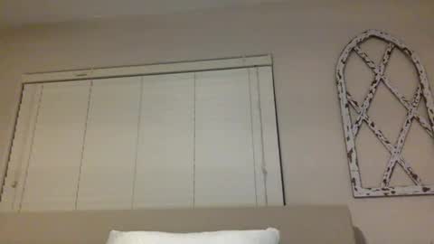 Snapshot of beginnersluck111 chatting on October 3, 3:47 am Beginners Luck online show from October 3, 3:47 am