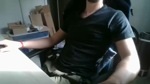 Snapshot of bel7ebite chatting on December 11, 9:52 am bel7ebite online show from December 11, 9:52 am