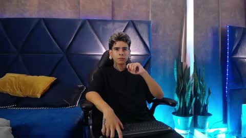 bel_sebu online show from April 9, 8:47 pm