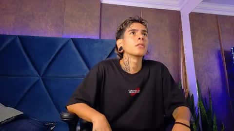 bel_sebu online show from April 13, 10:59 pm