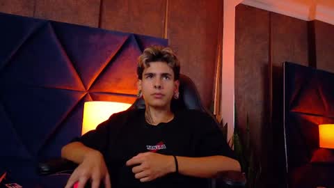 bel_sebu online show from April 15, 4:19 am